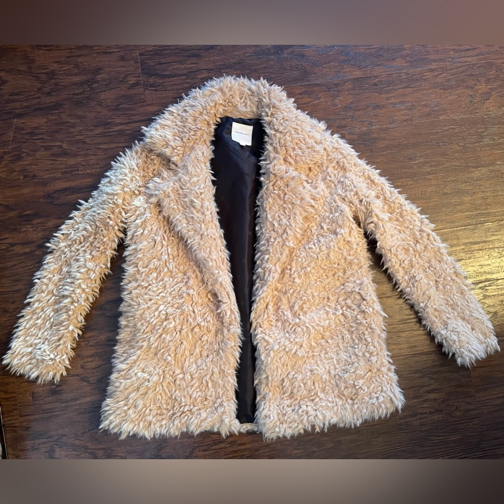 🩵THEAD & SUPPLY Tan Faux Fur Oversized Coat, Small